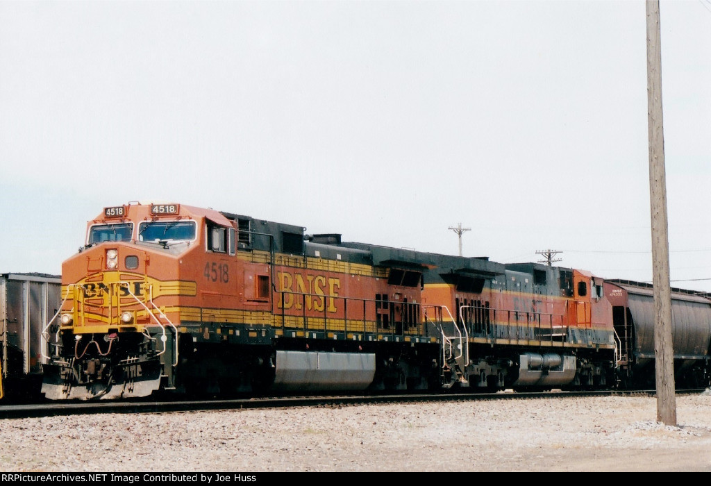 BNSF 4518 East